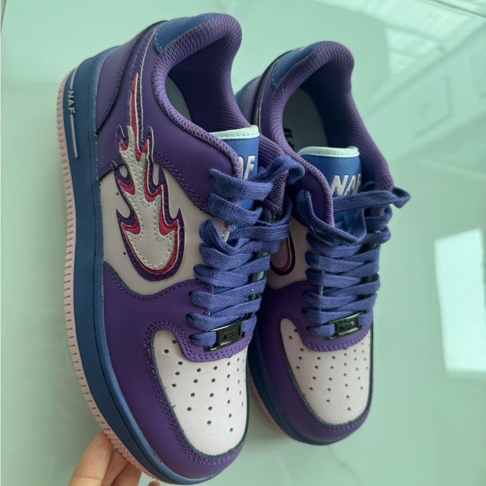 Nike Air Force 1’s - Picture 3 of 10